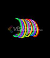 Bracelets lumineux fluo de toutes les couleurs, en vrac et dans un verre — vue 2