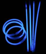 Bracelets lumineux fluo de toutes les couleurs, en vrac et dans un verre — vue 5